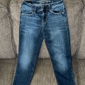 Girls American eagle jeans